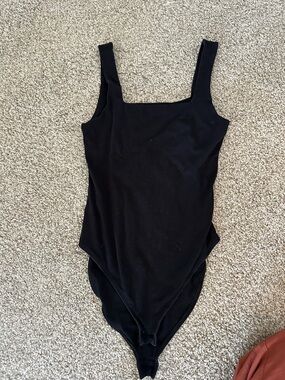 Old navy black bodysuit xsmall